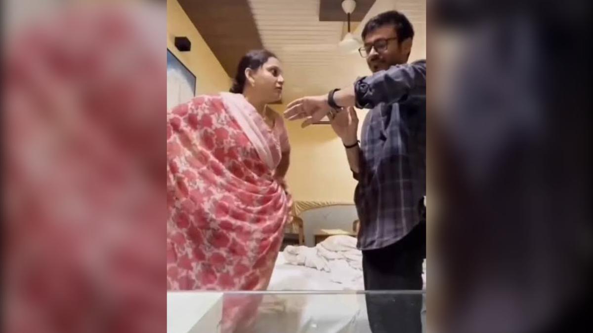 Marwadi Couple Viral Video: সোশ্যাল মিডিয়ায় রাজস্থানি আন্টির ভিডিও ট্রেন্ডের আড়ালের আসল সত্য কী?