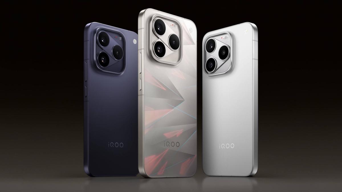Vivo iQOO 16 Review: Price, Storage, Pros & Cons at a Glance